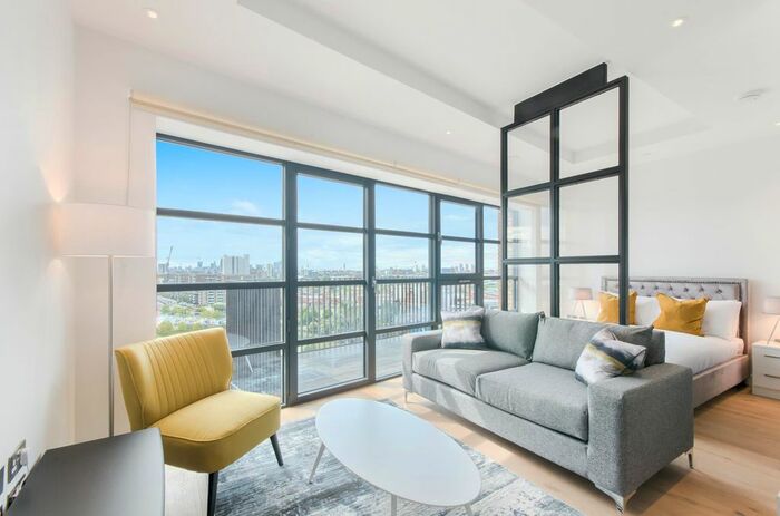 Studio To Rent In Amelia House, London City Island, London, E14