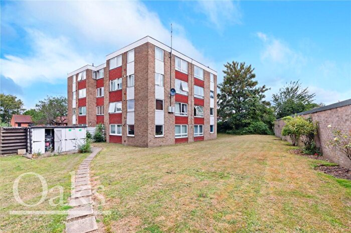 2 Bedroom Apartment To Rent In Epsom Road, Waddon, CR0