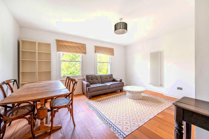 1 Bedroom Flat To Rent In Priory Road, West Hampstead, London, NW6