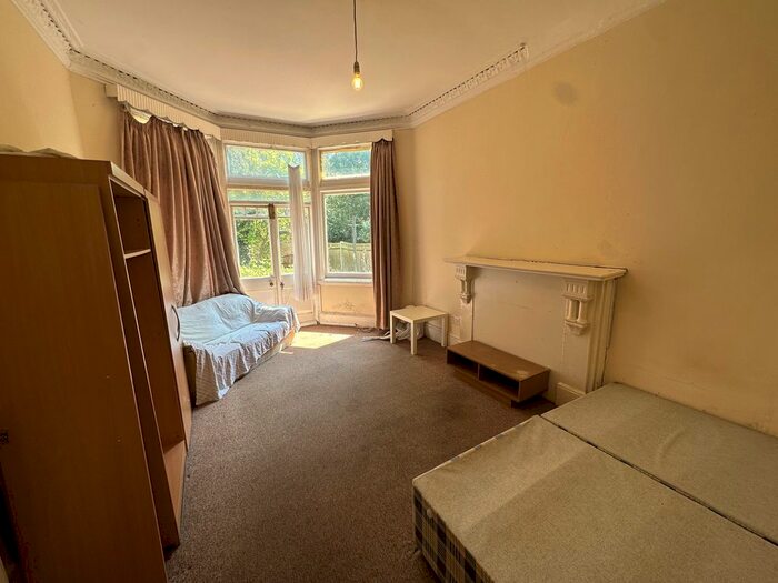 1 Bedroom Flat To Rent In Kelross Road, London, N5