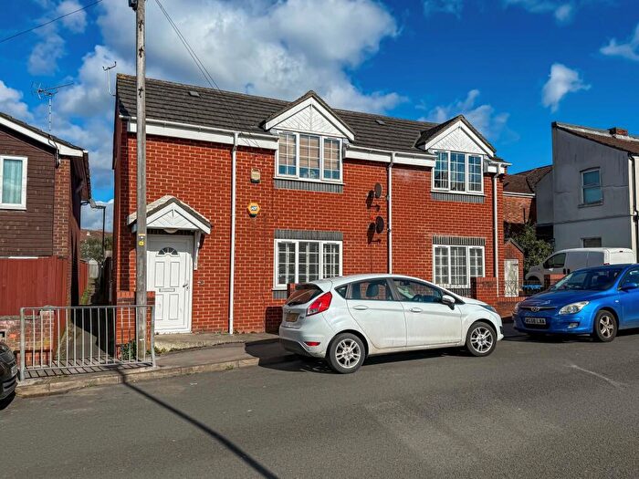 1 Bedroom Flat To Rent In Wodehouse Road, SO19