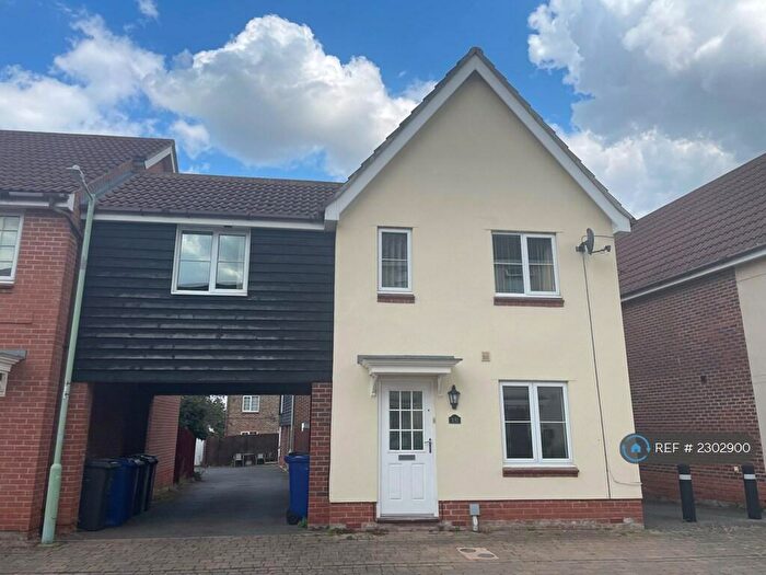 4 Bedroom Detached House To Rent In Wagtail Drive, Bury St Edmunds, IP32
