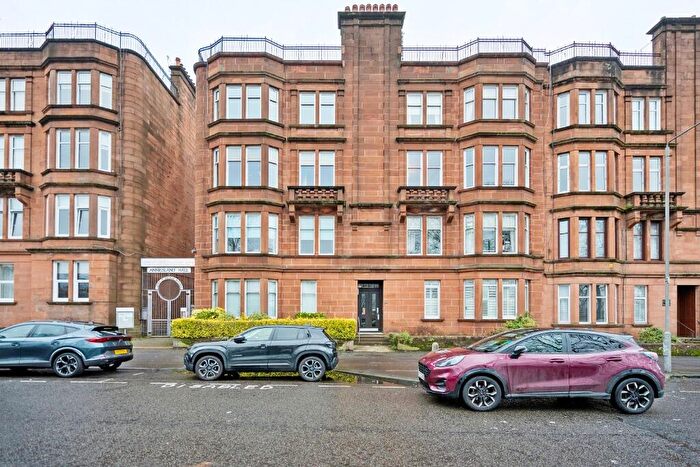 2 Bedroom Flat To Rent In Crow Road, Anniesland, Glasgow, G13