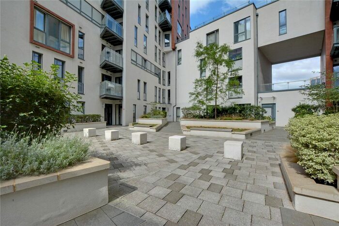 1 Bedroom Flat To Rent In Bellville House, John Donne Way, Greenwich, London, SE10