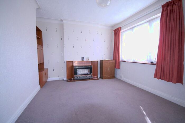 2 Bedroom Maisonette To Rent In Fairfield Drive, Harrow, HA2