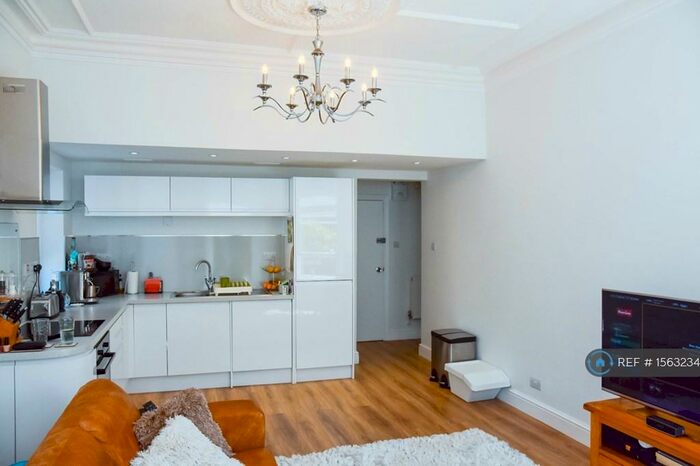 1 Bedroom Flat To Rent In Redland, Bristol, BS6