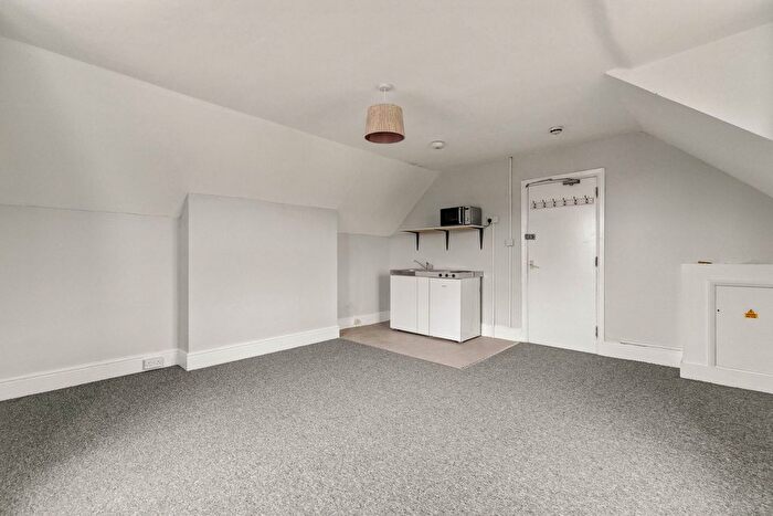 Studio To Rent In Cheriton Road, Folkestone, CT19