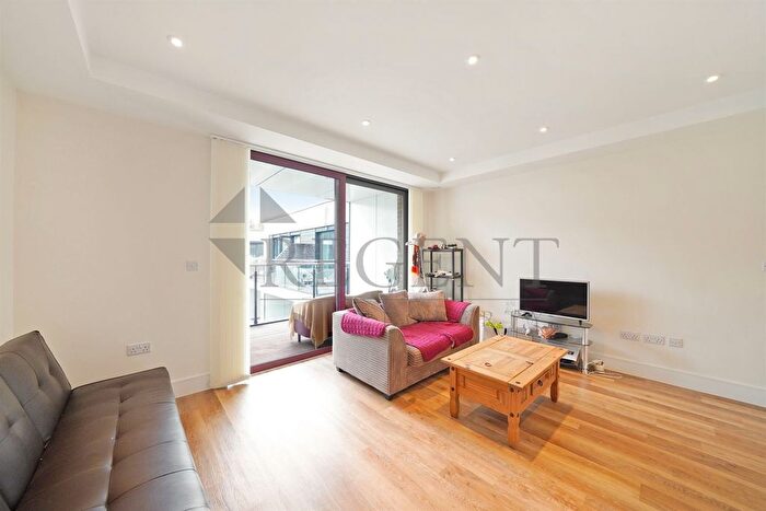 1 Bedroom Flat To Rent In George View House, Knaresborough Dr, SW18