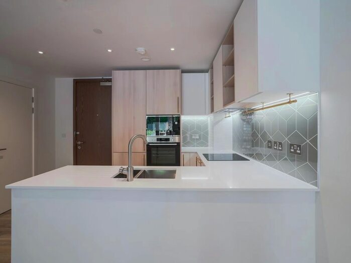 1 Bedroom Flat To Rent In London, N8