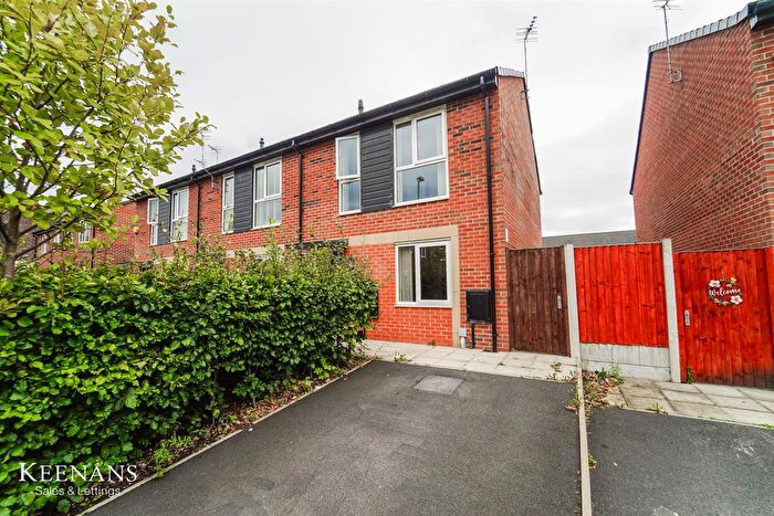 2 Bedroom Semi-Detached House To Rent In Innings Drive, Salford, M6