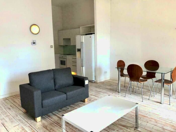 1 Bedroom Flat To Rent In Whingate, Leeds, LS12