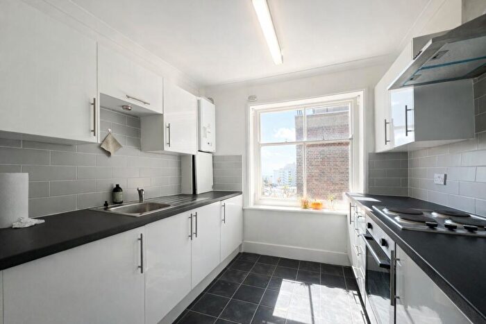 1 Bedroom Flat To Rent In Western Road -, RL01