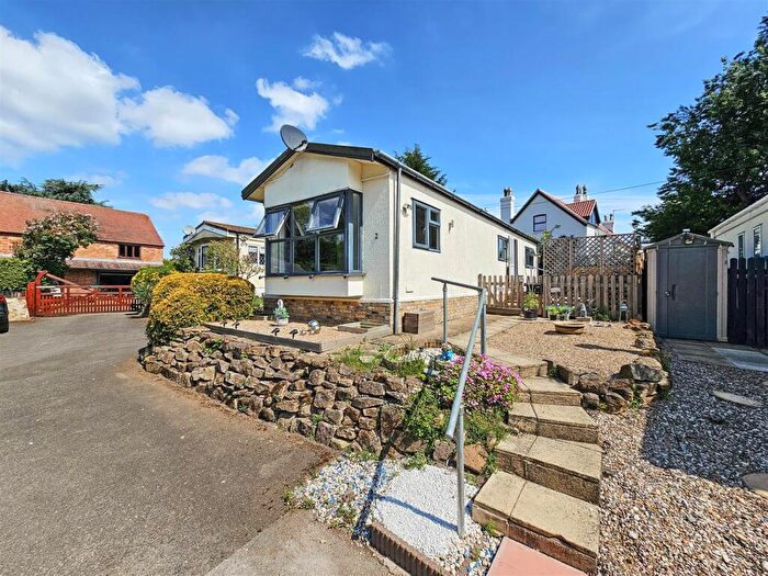 1 Bedroom Park Home For Sale In Riverdale Park, Gunthorpe, Nottingham, NG14
