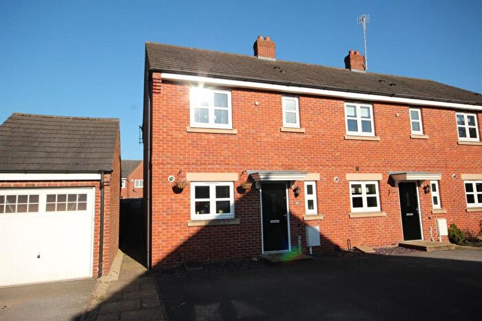 3 Bedroom Semi-Detached House To Rent In Bernard Gadsby Close, Ashbourne, DE6