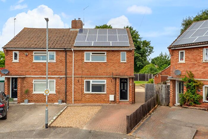 2 Bedroom Semi-Detached House For Sale In Regent Close, Burton Latimer, NN15