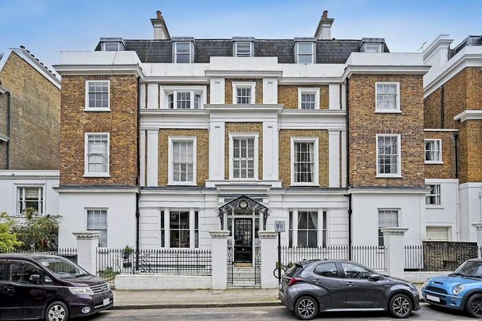 3 Bedroom Flat To Rent In Craven Hill, London, W2
