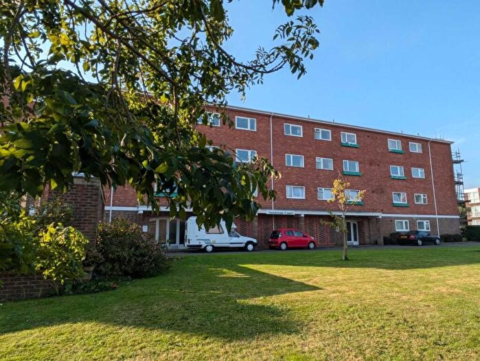2 Bedroom Apartment To Rent In Dixwell Road, Folkestone, Kent, CT20