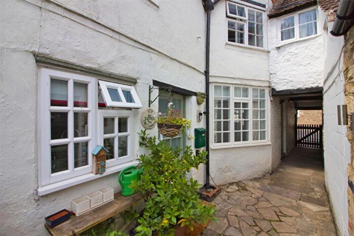 2 Bedroom Cottage For Sale In Malmesbury, SN16