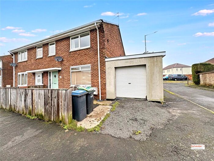 3 Bedroom Semi Detached House For Sale In Waveney Gardens, Stanley, DH9