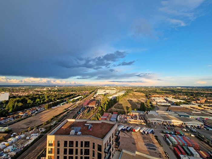 3 Bedroom Flat To Rent In Ashwell House, Healum Avenue, Southall, UB2