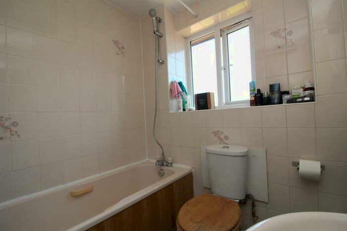 1 Bedroom Terraced House To Rent In Sorrell Drive, Newport Pagnell, Milton Keynes, MK16