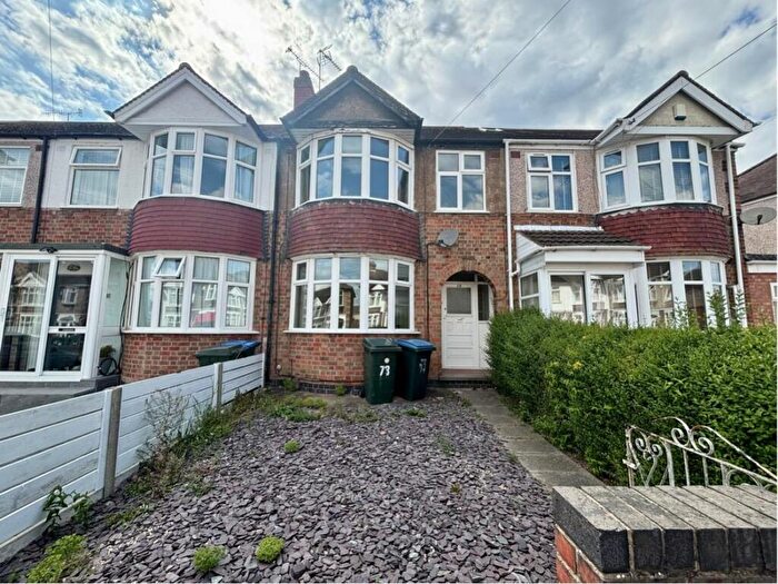 3 Bedroom Semi-Detached House To Rent In Macdonald Road, Wyken, Coventry, CV2