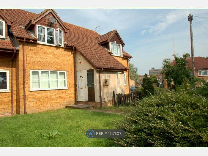 1 Bedroom End Of Terrace House To Rent In Pendragon Walk, London, NW9