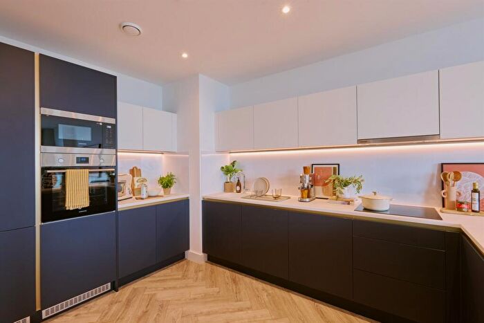 2 Bedroom Apartment To Rent In Cortland At Colliers Yard, M3