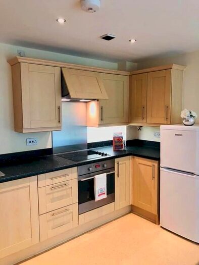 2 Bedroom Flat To Rent In Hollins Bank Ct, Bolton Road, Blackburn, BB2