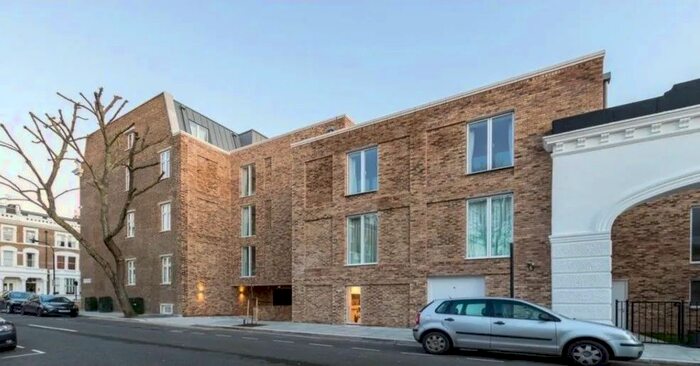 2 Bedroom Flat To Rent In Atelier House, Sinclair Road, London, W14