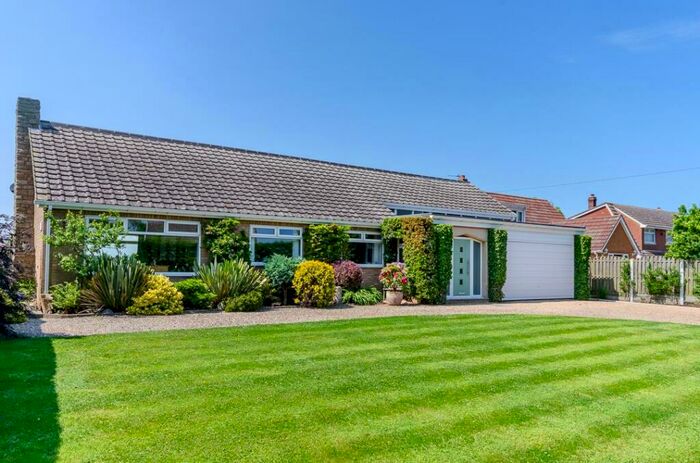 4 Bedroom Detached Bungalow For Sale In Humber Lane, Welwick, HU12