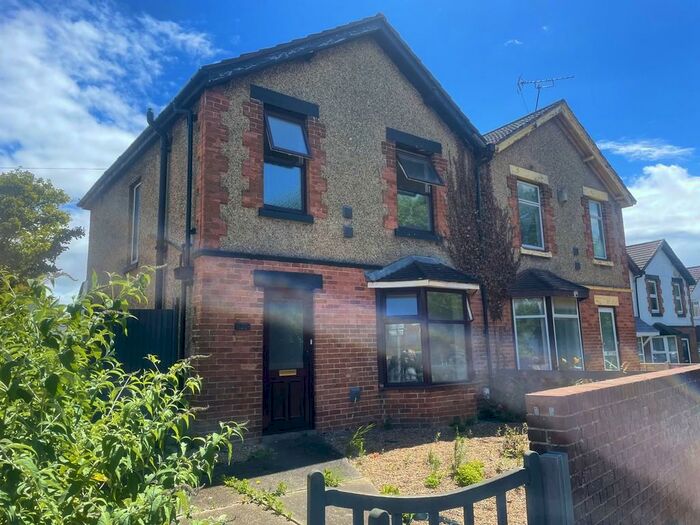3 Bedroom Semi-Detached House To Rent In Gosport Road, Fareham, PO16