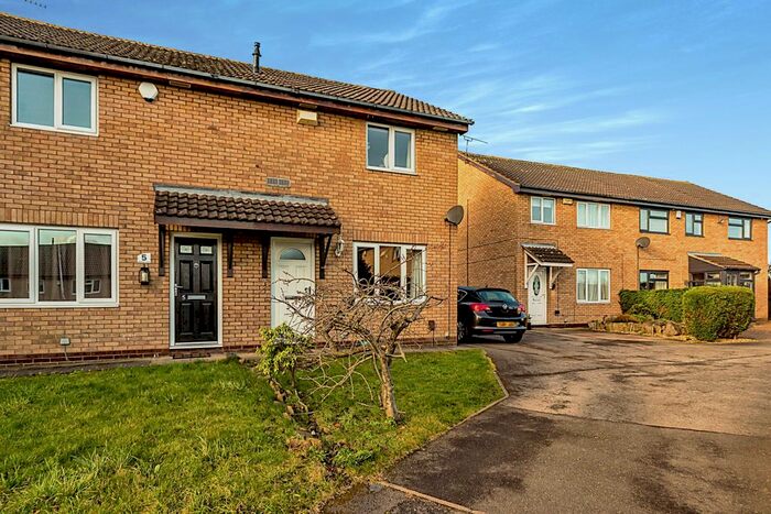 3 Bedroom Semi-Detached House To Rent In Peacock Close, Thorpe Hesley, Rotherham, South Yorkshire, S61