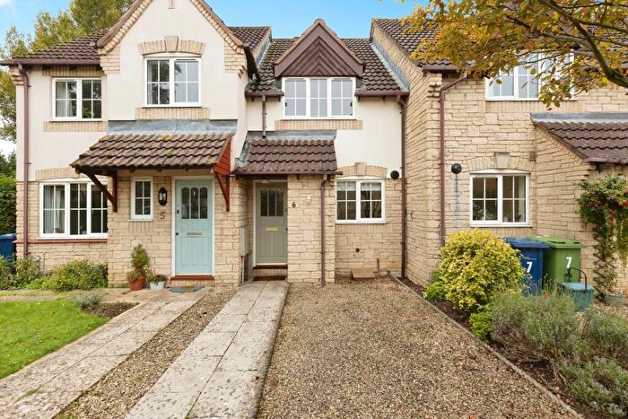 2 Bedroom Terraced House To Rent In Cherry Blossom Close, GL52