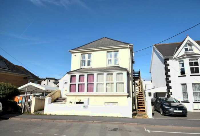 2 Bedroom Flat To Rent In Nelson Road, Westward Ho!, Devon, EX39