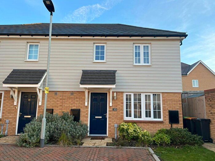 2 Bedroom Semi Detached House To Rent In Lakeside Drive, Bedfordshire, MK42