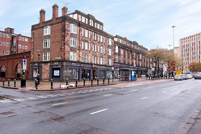 2 Bedroom Flat For Sale In Stanley Court, Slington Row Middleway, Edgbaston, Birmingham, B15