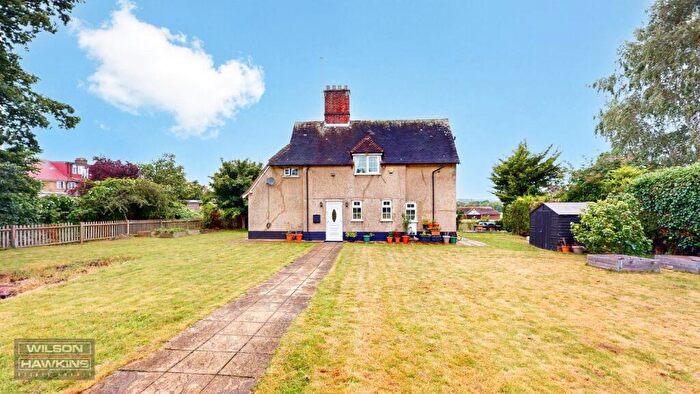 3 Bedroom Detached House For Sale In Jollys Lane, Harrow, HA2