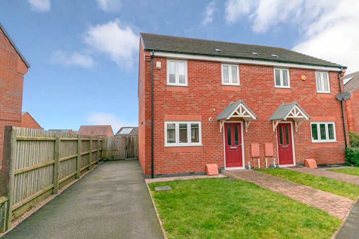 3 Bedroom Semi-Detached House To Rent In Brandon Walk, Sutton In Ashfield, NG17
