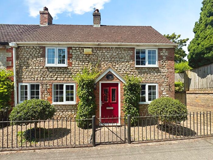 2 Bedroom Flat For Sale In Portway, Warminster, BA12