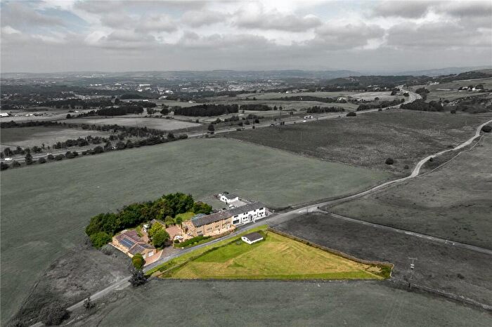 4 Bedroom Semi-Detached House For Sale In Kings Highway, Stone Fold, Accrington, Lancashire, BB5