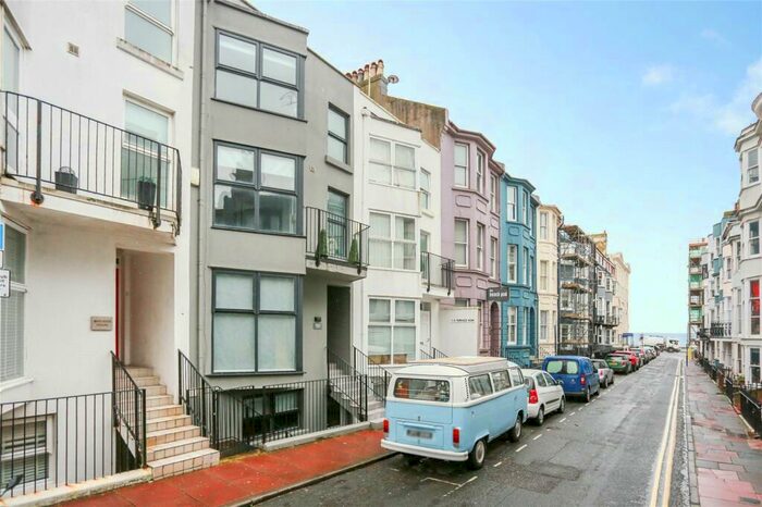 4 Bedroom Terraced House To Rent In Terrace Row, Broad Street, Brighton, East Sussex, BN2