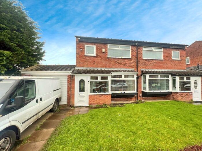 3 Bedroom Semi-Detached House To Rent In Mullion Close, Liverpool, Merseyside, L26