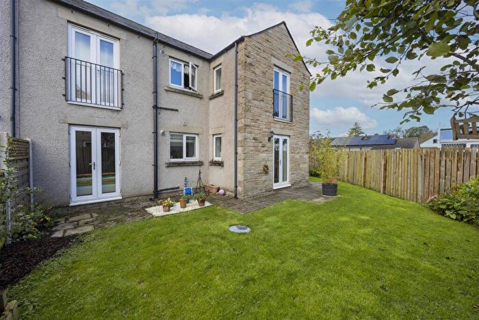 2 Bedroom Apartment For Sale In Green Meadow Close, Ingleton, LA6