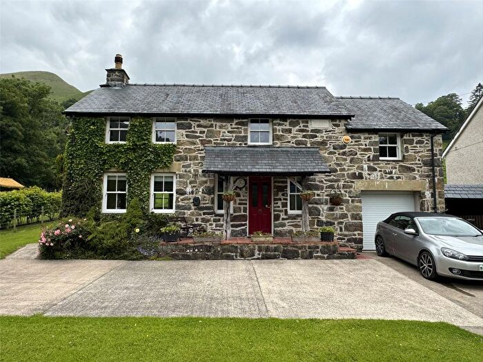 3 Bedroom Detached House For Sale In Llanymawddwy, Machynlleth, Gwynedd, SY20