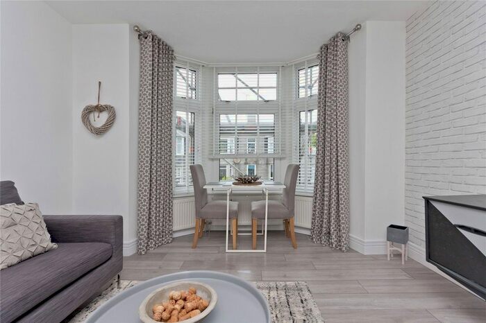 1 Bedroom Flat To Rent In Victoria Road, Torry, Aberdeen AB11