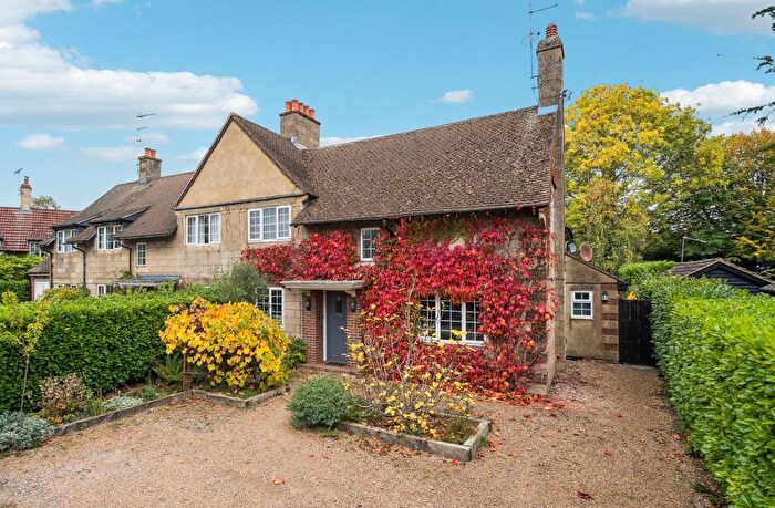 4 Bedroom Semi Detached House For Sale In Elm Close, Amersham, HP6