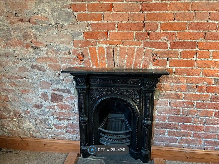 2 Bedroom Flat To Rent In Clifton Bristol, Clifton Bristol, BS8