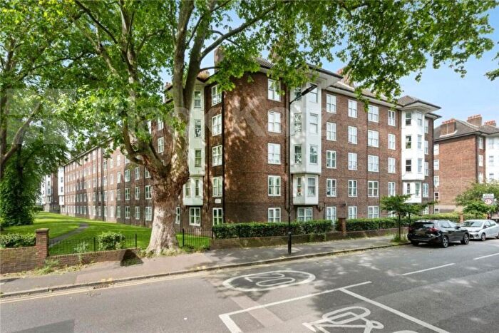 2 Bedroom Flat To Rent In Amhurst Road, Hackney, E8