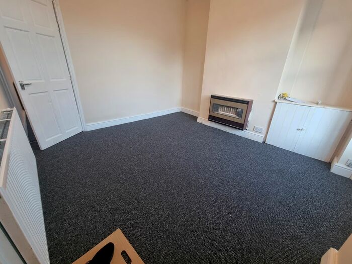2 Bedroom Terraced House To Rent In Parkhill Road, Smethwick, B67
